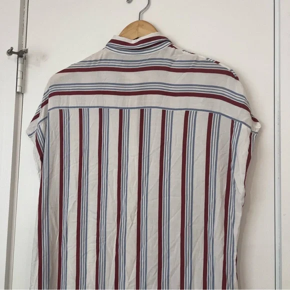 Bull and Bear Red White & Blue Tunic Button Down - Picture 7 of 10